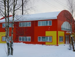 ТРЦ Радуга из сэндвич-панелей, построенная компанией Альянс - ТРЦ Радуга, пгт Опарино, Кировской обл., 400 м2